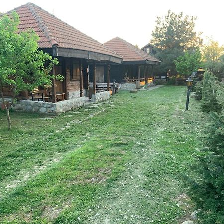 Satul Traditional Runcu  Dış mekan fotoğraf