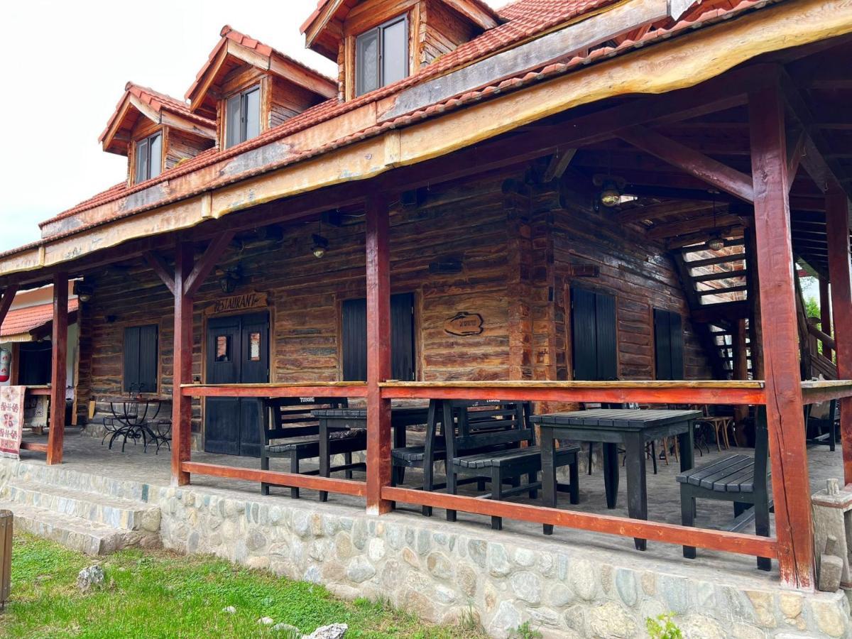Satul Traditional Runcu  Dış mekan fotoğraf
