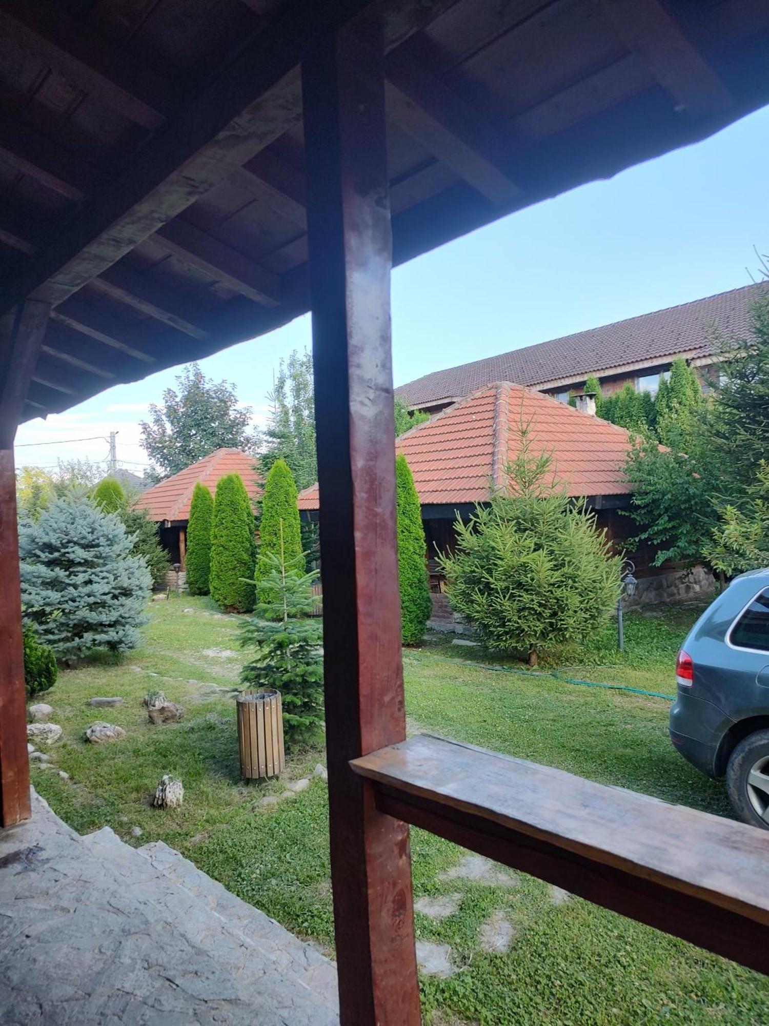 Satul Traditional Runcu  Dış mekan fotoğraf