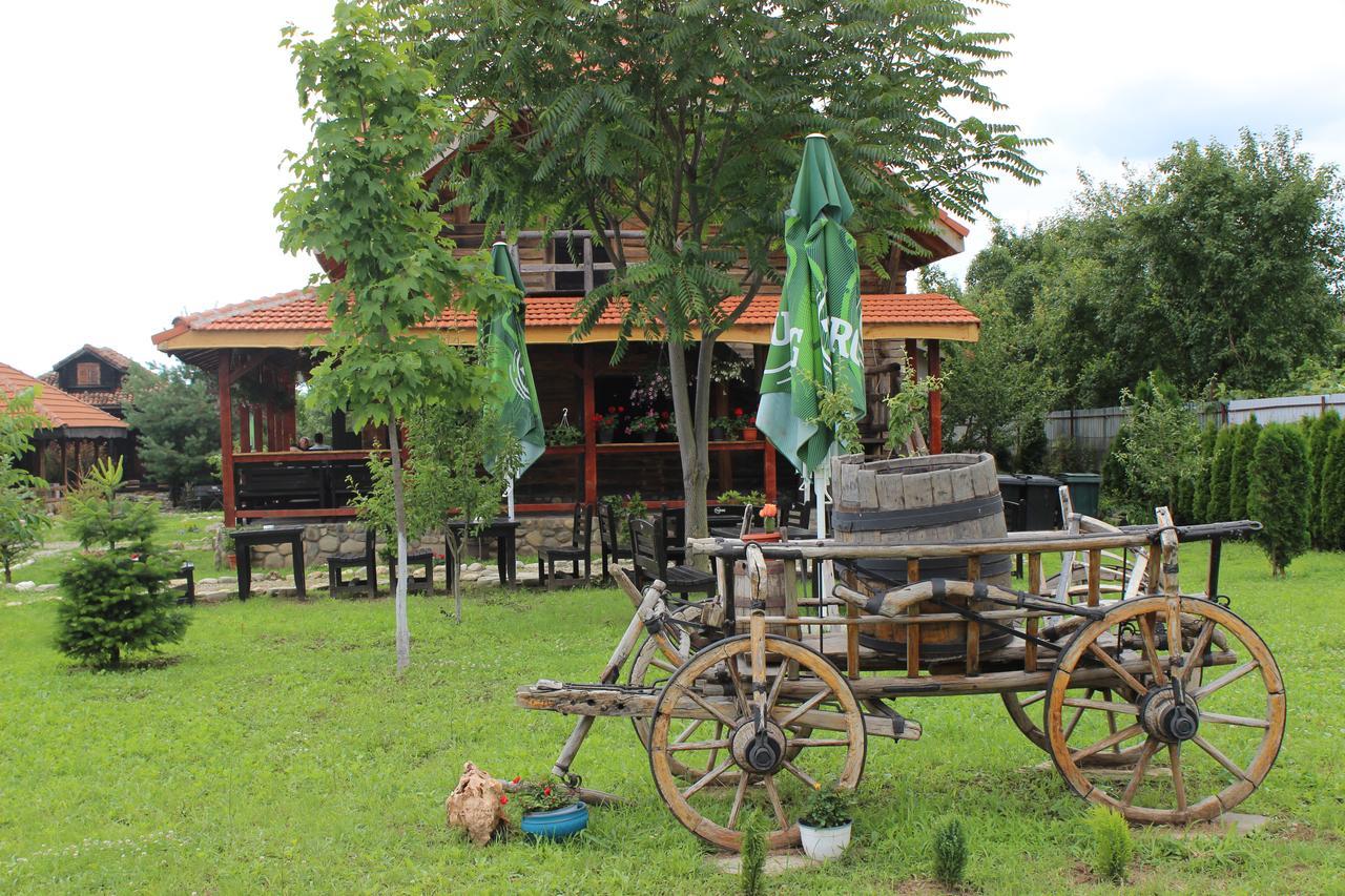 Satul Traditional Runcu  Dış mekan fotoğraf
