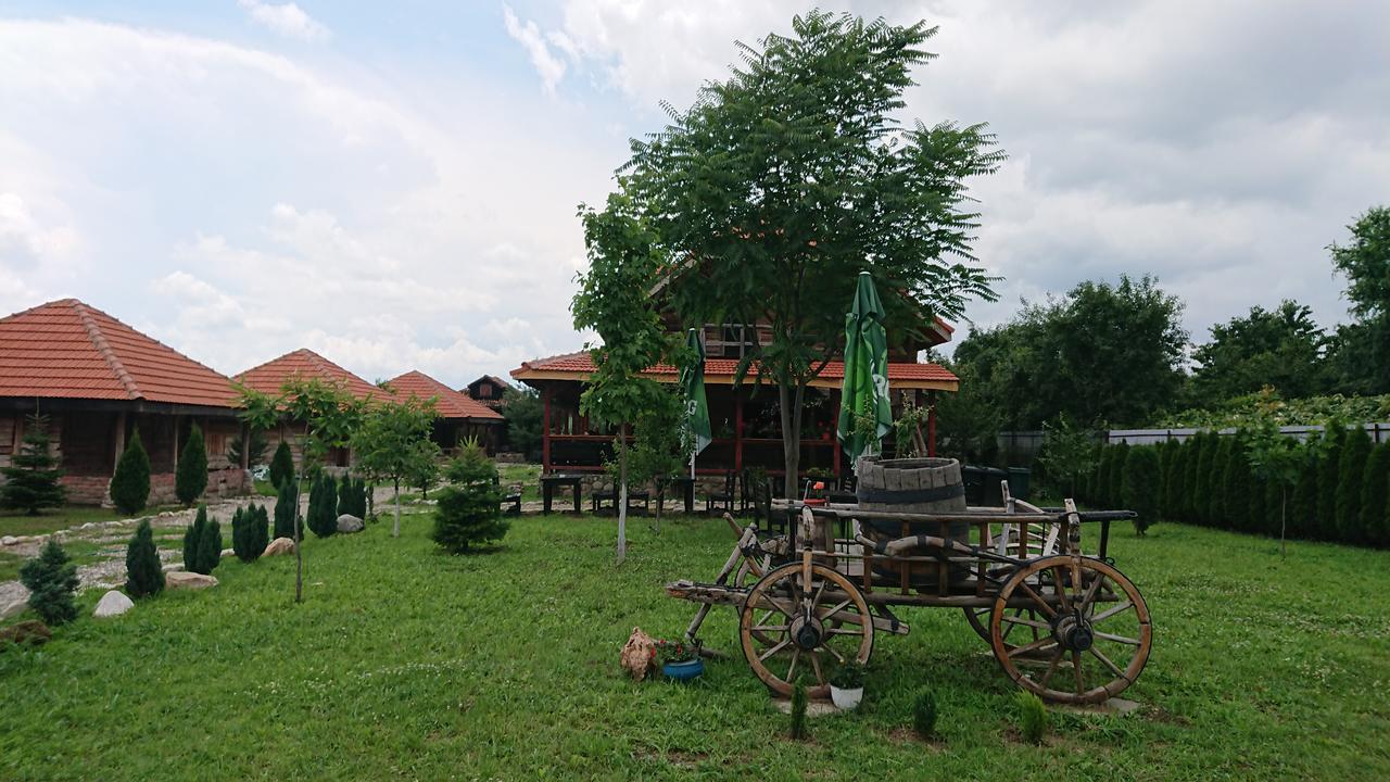 Satul Traditional Runcu  Dış mekan fotoğraf